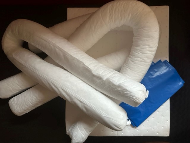 OIL-ONLY-Spill-Kit-JABK1030OL-aude-UmerltschutzprodukteipapEUf0OJZon Ölbindevlies OIL ONLY Spill Kit 30 L